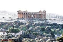 Tempio-della-Concordia-innevato